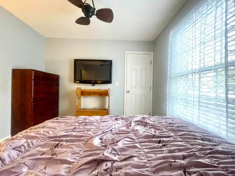 Tiny photo for 2101 W 16th Street, Muncie, IN 47302 (MLS # 202605696)