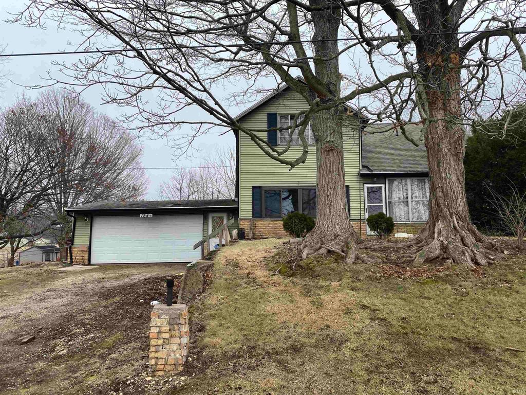 Photo of 124 S 450 E. Road, Pierceton, IN 46562 (MLS # 202605287)