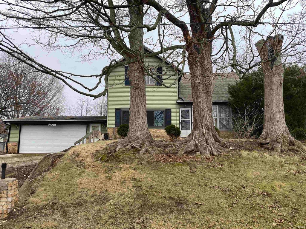 Photo of 124 S 450 E. Road, Pierceton, IN 46562 (MLS # 202605287)