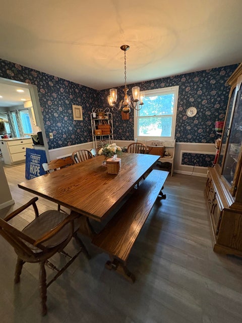 Tiny photo for 410 Inglenook Place, Angola, IN 46703 (MLS # 202637779)