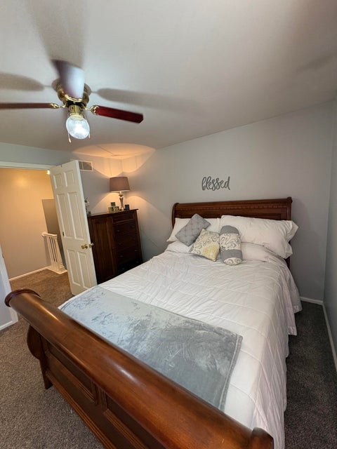 Tiny photo for 410 Inglenook Place, Angola, IN 46703 (MLS # 202637779)