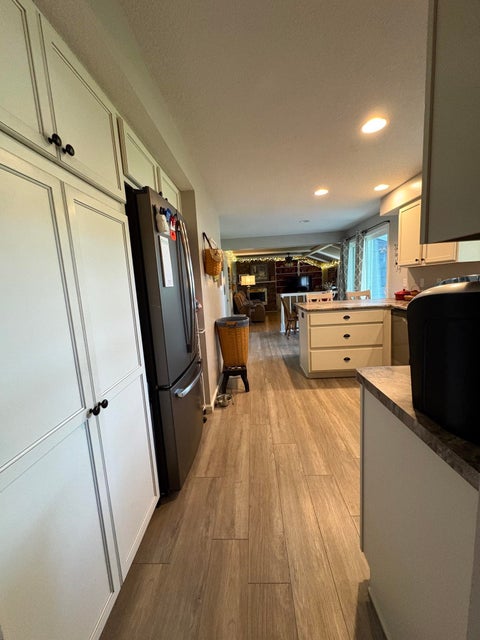Tiny photo for 410 Inglenook Place, Angola, IN 46703 (MLS # 202637779)