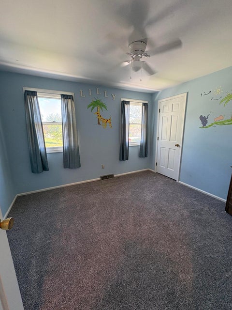 Tiny photo for 410 Inglenook Place, Angola, IN 46703 (MLS # 202637779)