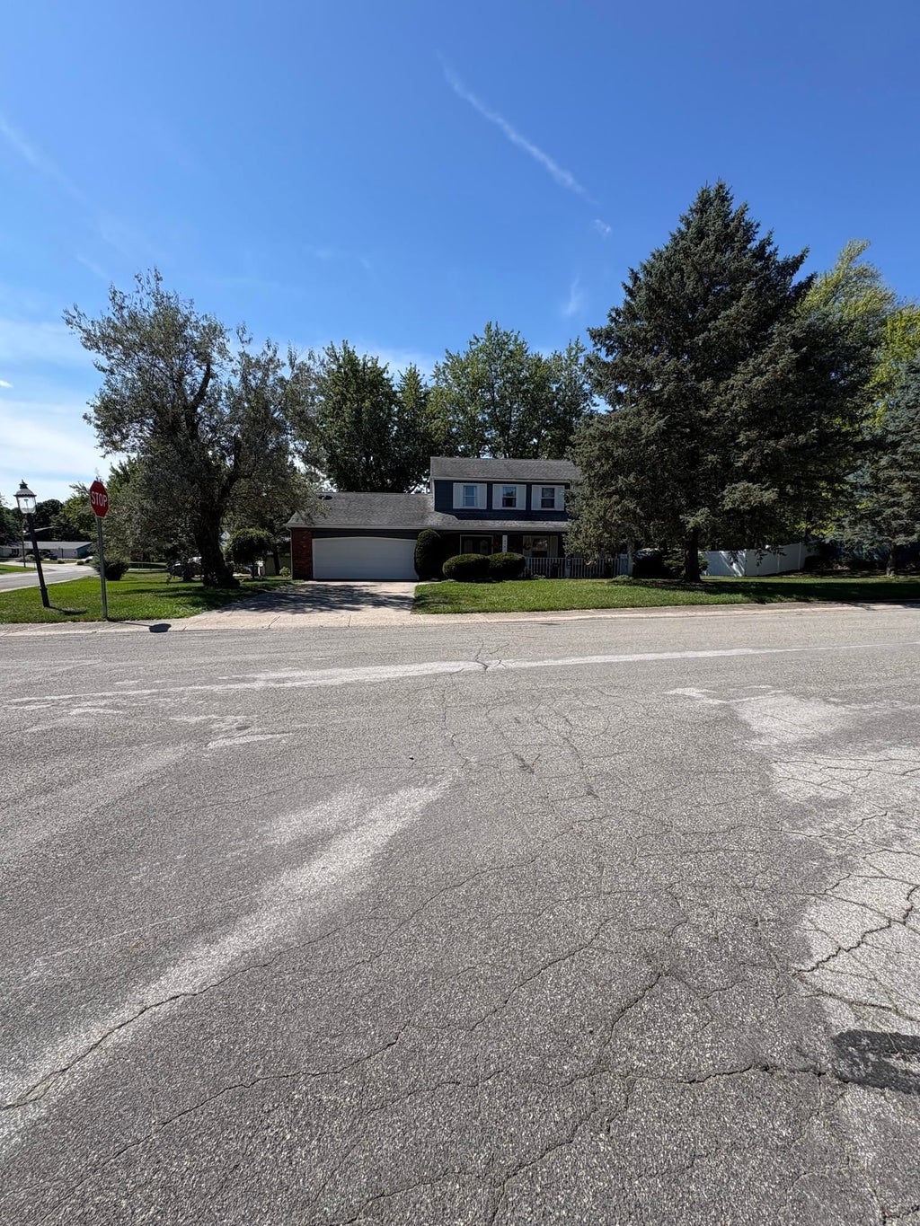 Photo of 410 Inglenook Place, Angola, IN 46703 (MLS # 202637779)