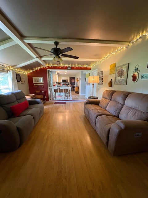 Tiny photo for 410 Inglenook Place, Angola, IN 46703 (MLS # 202637779)
