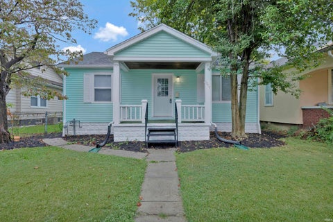 Photo of 1011 Jefferson Avenue, Evansville, IN 47714 (MLS # 202633472)