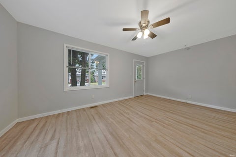 Tiny photo for 1011 Jefferson Avenue, Evansville, IN 47714 (MLS # 202633472)