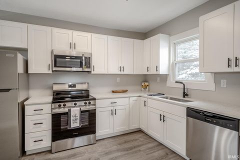 Tiny photo for 2024 Stillwell Street, Lafayette, IN 47904 (MLS # 202548227)