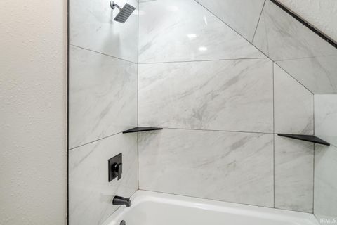 Tiny photo for 2024 Stillwell Street, Lafayette, IN 47904 (MLS # 202548227)