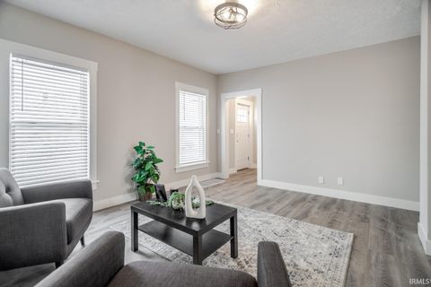 Tiny photo for 2024 Stillwell Street, Lafayette, IN 47904 (MLS # 202548227)