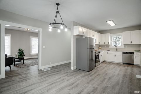 Tiny photo for 2024 Stillwell Street, Lafayette, IN 47904 (MLS # 202548227)