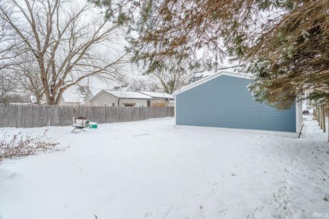 Tiny photo for 2024 Stillwell Street, Lafayette, IN 47904 (MLS # 202548227)