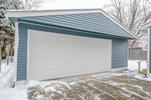 Tiny photo for 2024 Stillwell Street, Lafayette, IN 47904 (MLS # 202548227)