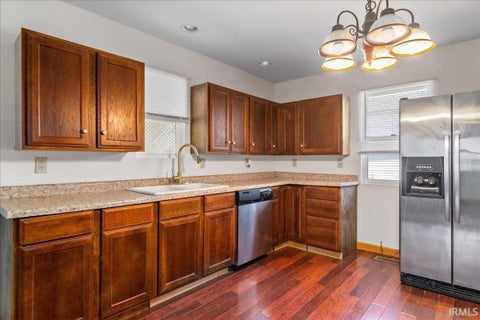 Tiny photo for 628 S Prince Street, Princeton, IN 47670 (MLS # 202625773)