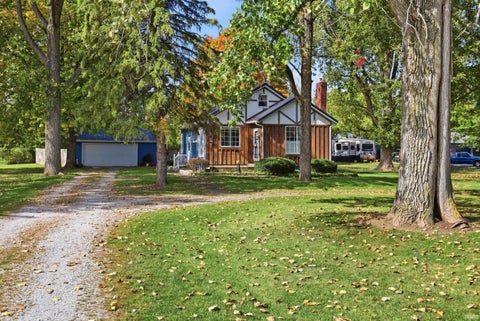 Tiny photo for 1320 S Randolph Street, Garrett, IN 46738 (MLS # 202642837)