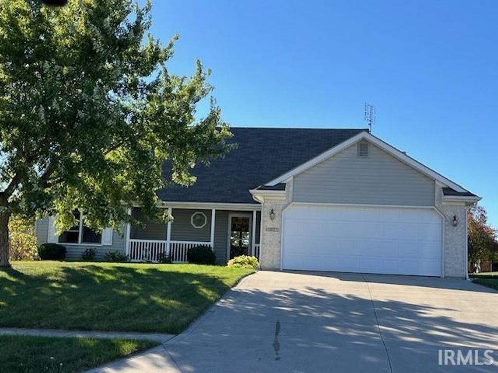 Photo of 307 Willard Drive, Auburn, IN 46706 (MLS # 202544864)