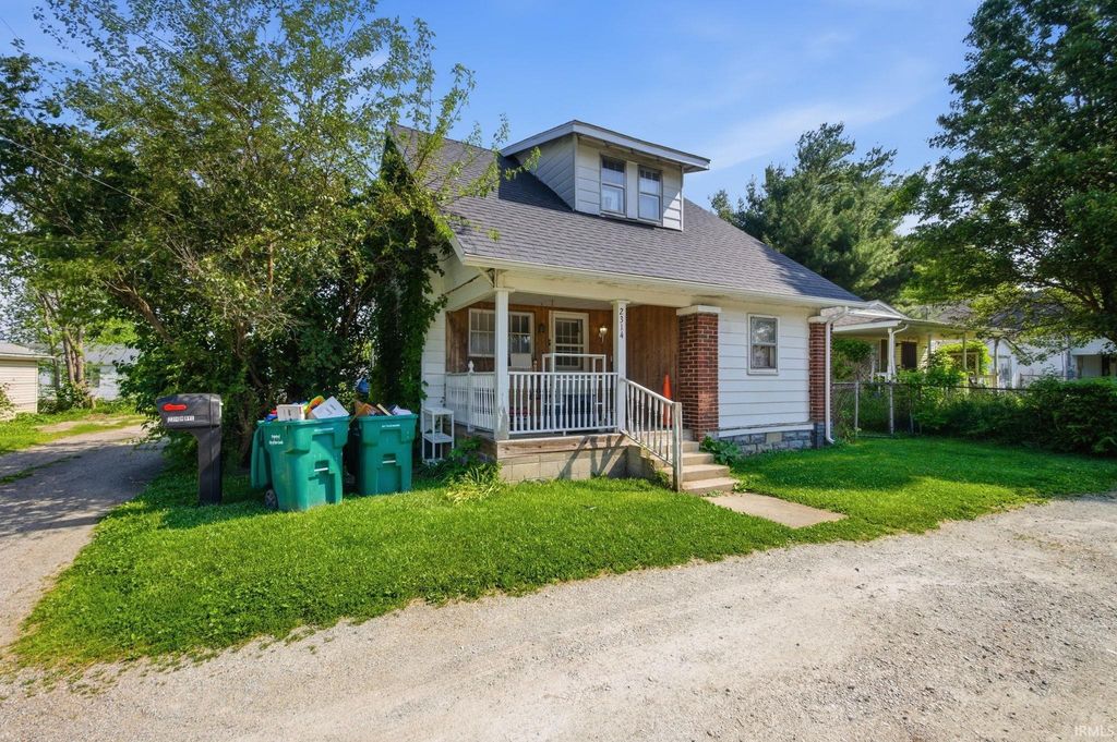 Photo of 2314 H Avenue, New Castle, IN 47362 (MLS # 202619104)