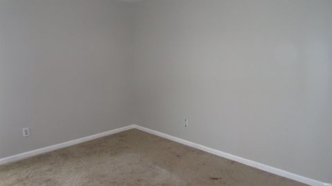 Tiny photo for 386 W 300 NORTH Road, Kokomo, IN 46901 (MLS # 202525015)