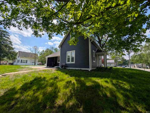 Tiny photo for 1200 College Avenue, Rochester, IN 46975 (MLS # 202623136)