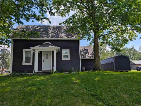 Photo of 1200 College Avenue, Rochester, IN 46975 (MLS # 202623136)