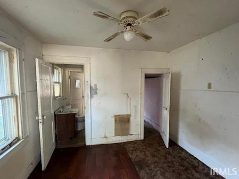 Tiny photo for 913 W Virginia Avenue, Kokomo, IN 46902 (MLS # 202540606)