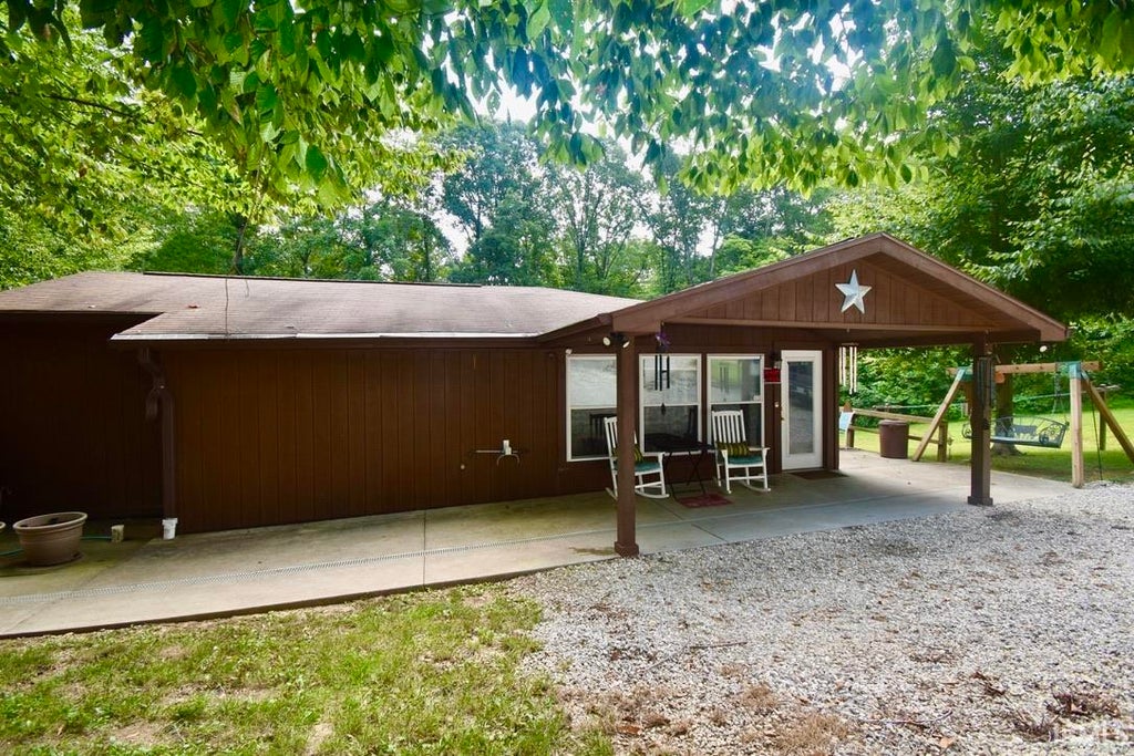 Photo of 1904 N Woodland Lakes Drive, English, IN 47118 (MLS # 202632600)