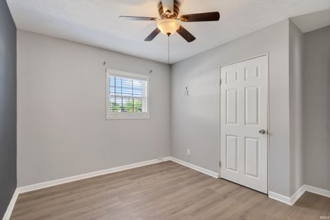 Tiny photo for 1926 Ravenswood Drive, Evansville, IN 47714 (MLS # 202618434)