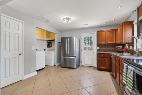 Tiny photo for 1926 Ravenswood Drive, Evansville, IN 47714 (MLS # 202618434)