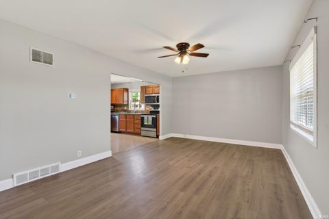 Tiny photo for 1926 Ravenswood Drive, Evansville, IN 47714 (MLS # 202618434)