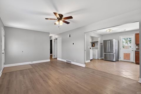 Tiny photo for 1926 Ravenswood Drive, Evansville, IN 47714 (MLS # 202618434)