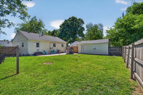 Tiny photo for 1926 Ravenswood Drive, Evansville, IN 47714 (MLS # 202618434)