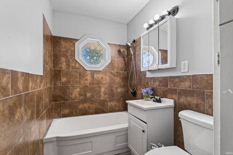 Tiny photo for 1926 Ravenswood Drive, Evansville, IN 47714 (MLS # 202618434)