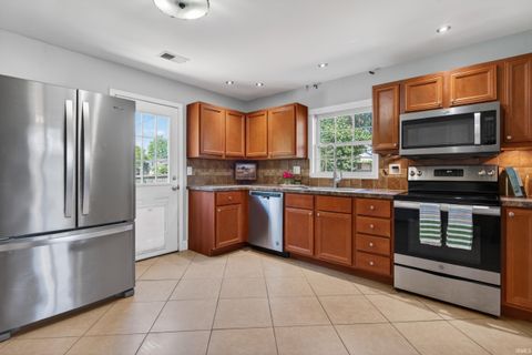 Tiny photo for 1926 Ravenswood Drive, Evansville, IN 47714 (MLS # 202618434)