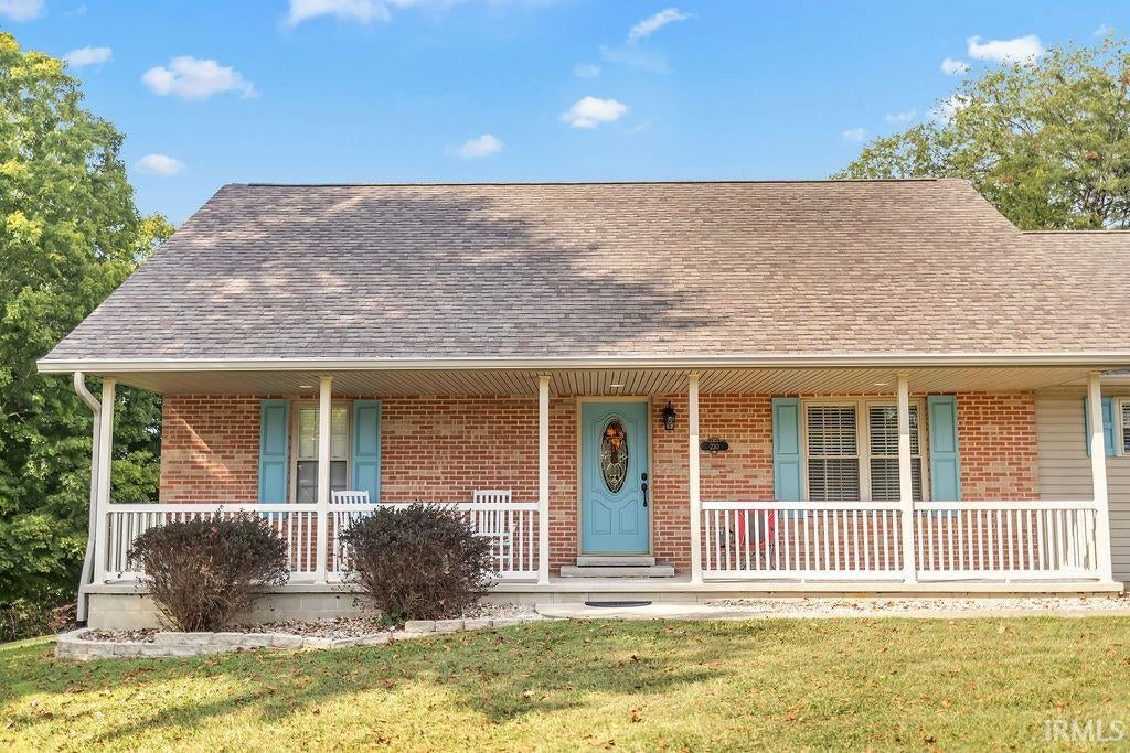 Photo of 230 New Sandpit Acres Road, Bedford, IN 47421 (MLS # 202639101)