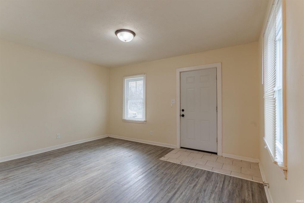 Photo of 836 Negley Avenue, Evansville, IN 47711 (MLS # 202601784)