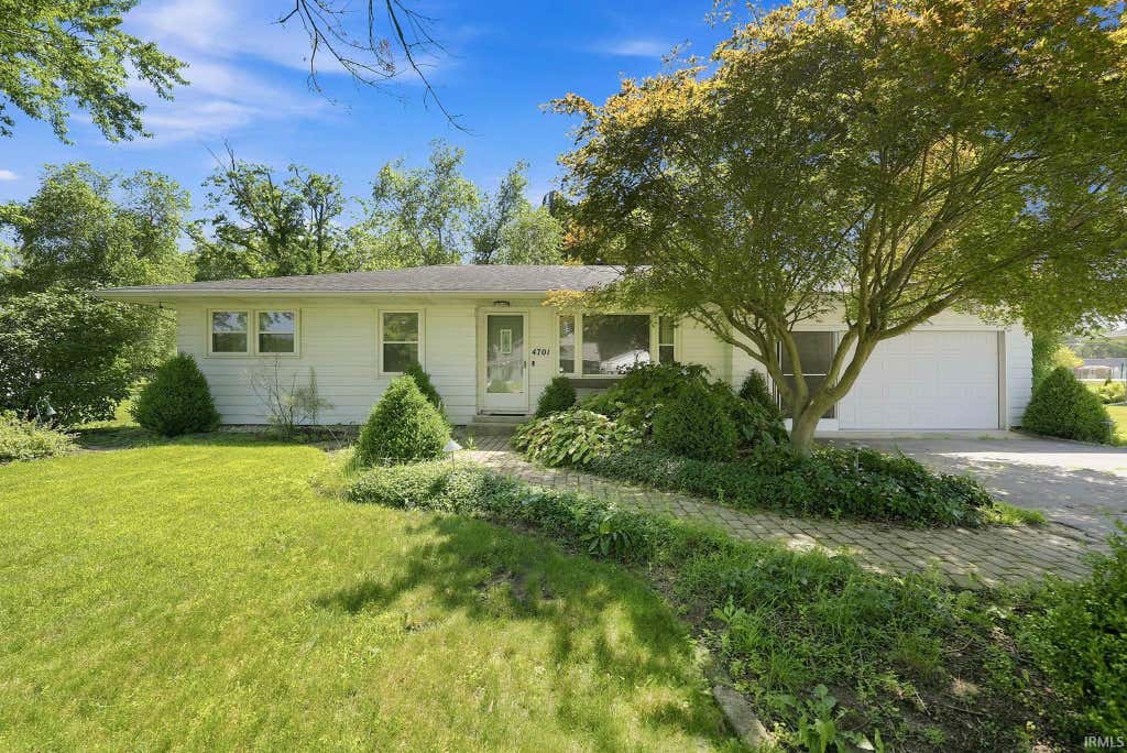 Photo of 4701 Thornley Drive, Fort Wayne, IN 46809 (MLS # 202627842)
