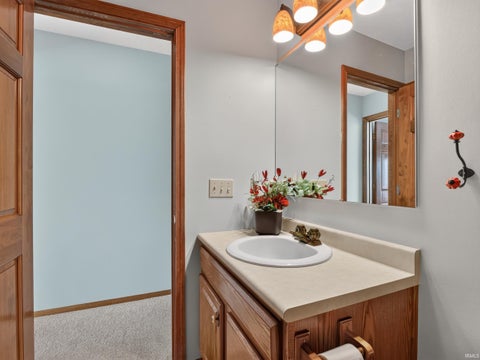 Tiny photo for 1710 Fairway Court, Decatur, IN 46733 (MLS # 202644951)