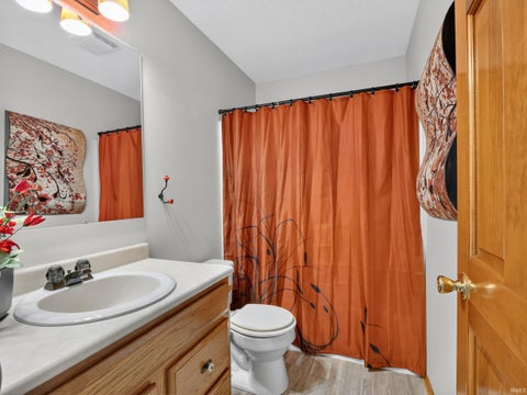 Tiny photo for 1710 Fairway Court, Decatur, IN 46733 (MLS # 202644951)