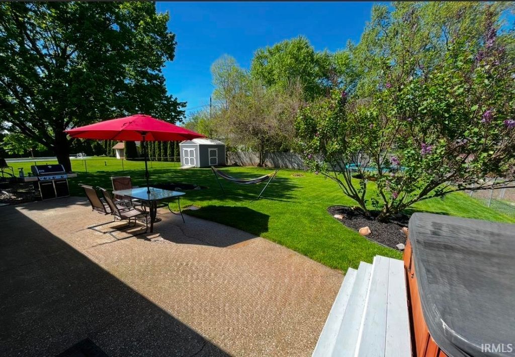 Photo of 11211 Idlewood Drive, Osceola, IN 46561 (MLS # 202545566)