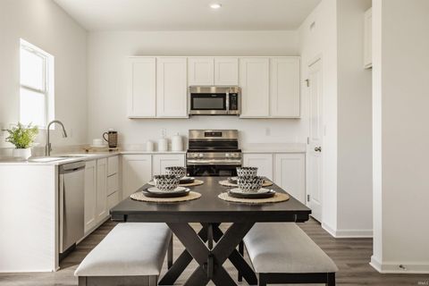 Tiny photo for 993 Mund Drive, Kokomo, IN 46902 (MLS # 202617667)