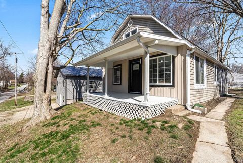Photo of 235 Lindley Street, Huntington, IN 46750 (MLS # 202608655)