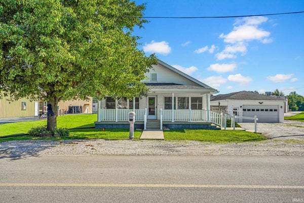 158 TEKE BURTON DR, MITCHELL, IN 47446 - Image 0e970fe1a61f68a4ea42657693aa2505/1523802109