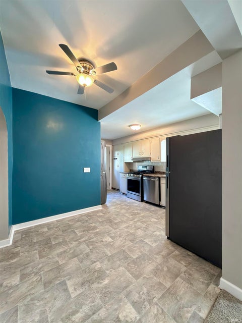 Tiny photo for 18 S 26th Street, Lafayette, IN 47905 (MLS # 202639236)