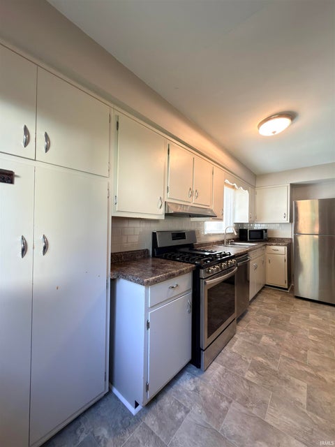 Tiny photo for 18 S 26th Street, Lafayette, IN 47905 (MLS # 202639236)