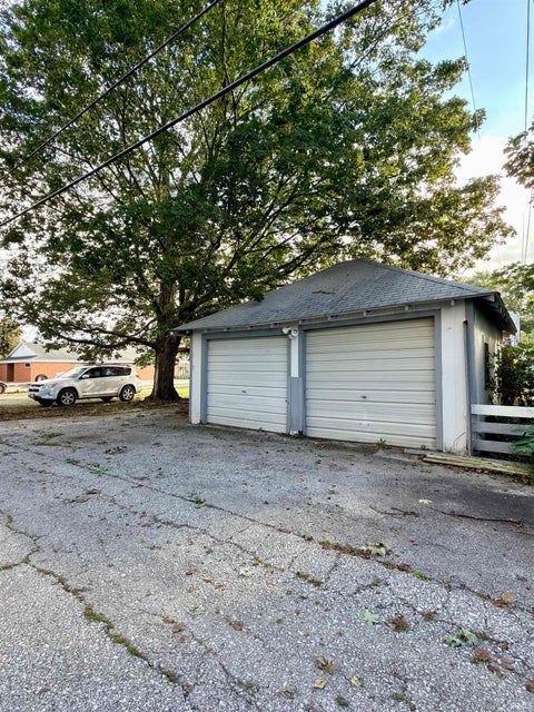 Tiny photo for 18 S 26th Street, Lafayette, IN 47905 (MLS # 202639236)