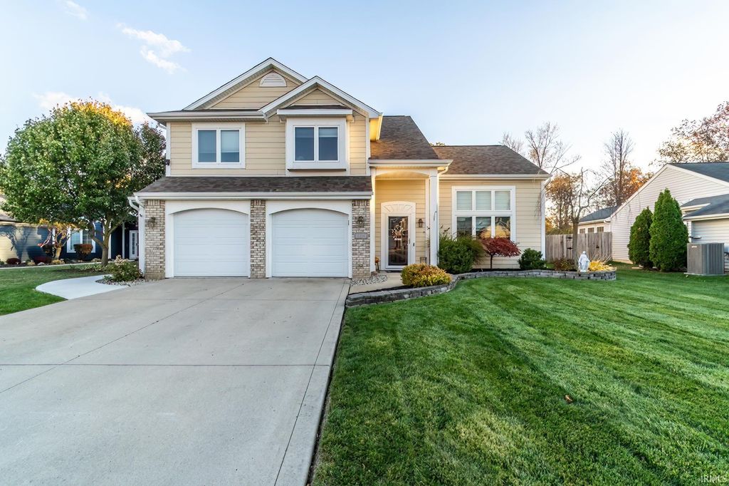 Photo of 7214 Sandyridge Place, Fort Wayne, IN 46835 (MLS # 202545056)