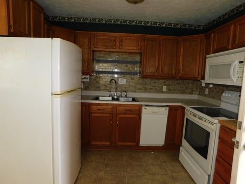 Tiny photo for 1131 Parks Drive, Spencer, IN 47460 (MLS # 202625659)