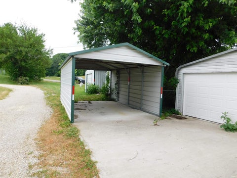 Tiny photo for 1131 Parks Drive, Spencer, IN 47460 (MLS # 202625659)