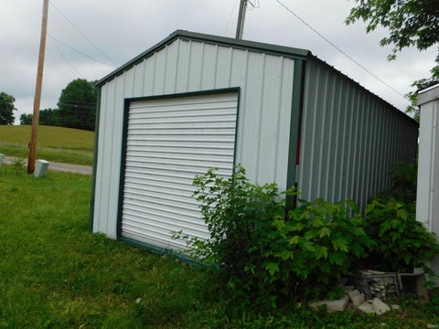 Tiny photo for 1131 Parks Drive, Spencer, IN 47460 (MLS # 202625659)