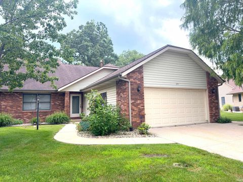 Photo of 371 Baythorne Drive, Warsaw, IN 46580 (MLS # 202627912)
